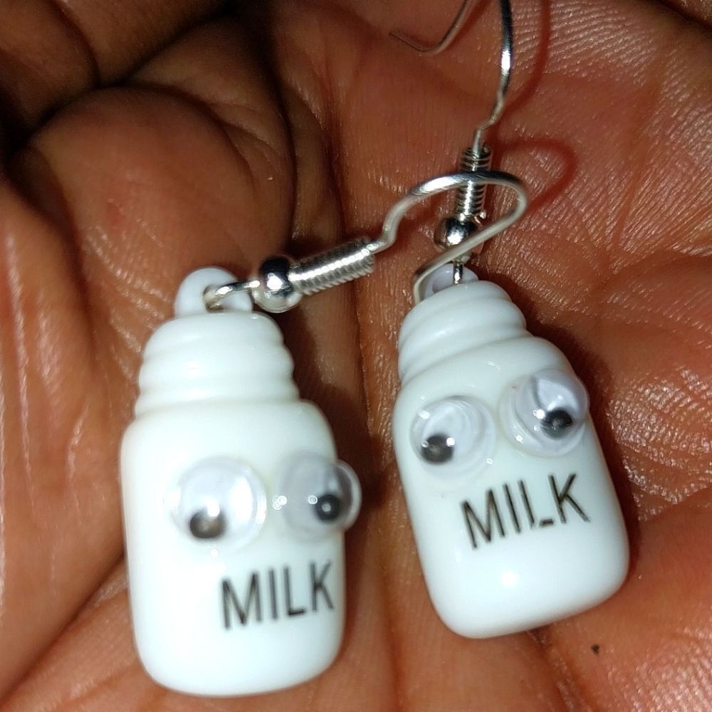 Super cute milk earrings For Adults And Kids - Picture 4 of 7